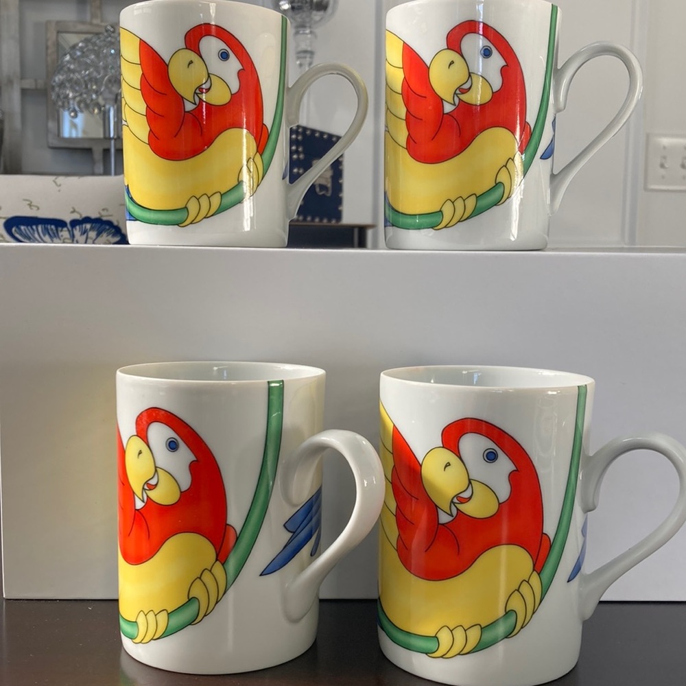 Vintage Set of 4 Fitz & Floyd Parrot Mugs, “Parrot in Ring” Coffee Cups